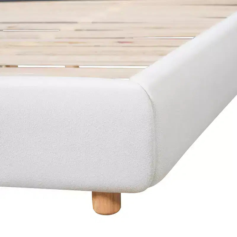 Struttura letto imbottita con testiera ad alette White Wingback – Queen/King